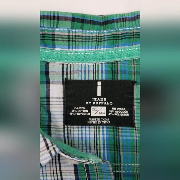 Men's XXL plaid Button up. - Picture 6 of 13